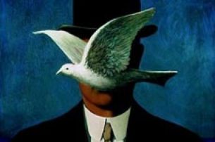 L’Homme au chapeau melon, 1964, oil on canvas, private collection, New York © VBK, Wien, 2005 L’Homme au chapeau melon, 1964, oil on canvas, private collection, New York © VBK, Wien, 2005